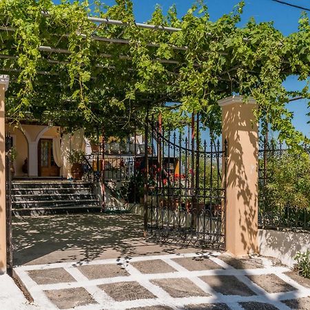 Mayra Apartment Lithakia  Екстериор снимка