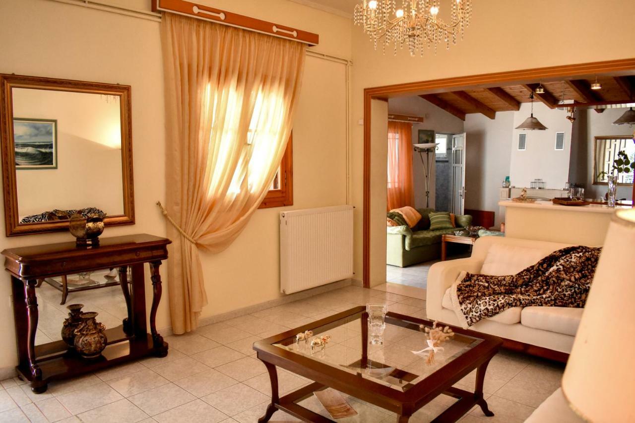 Mayra Apartment Lithakia  Екстериор снимка