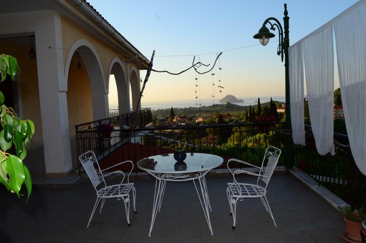 Mayra Apartment Lithakia  Екстериор снимка